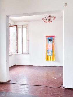 Missing alternative text