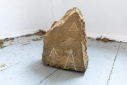 Missing alternative text