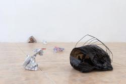 Missing alternative text