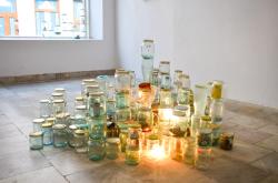 Missing alternative text