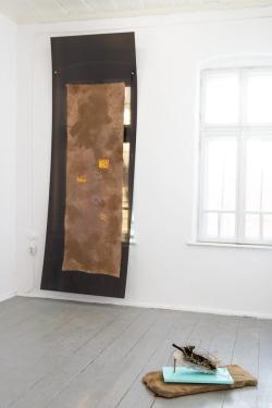 Missing alternative text