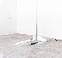 Missing alternative text