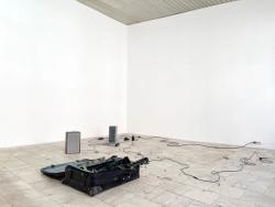 Missing alternative text