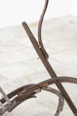 Missing alternative text