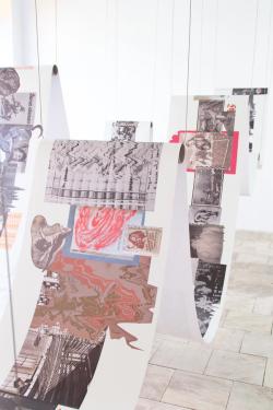 Missing alternative text