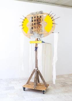 Missing alternative text