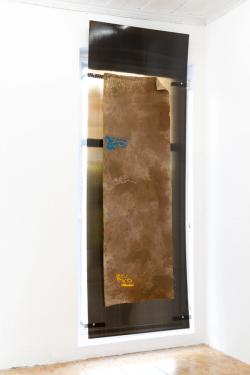 Missing alternative text