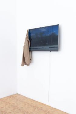 Missing alternative text