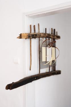 Missing alternative text