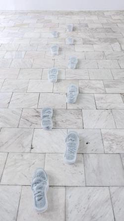 Missing alternative text