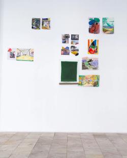 Missing alternative text