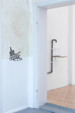 Missing alternative text