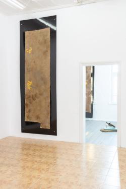 Missing alternative text