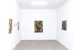 Missing alternative text