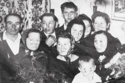 Missing alternative text