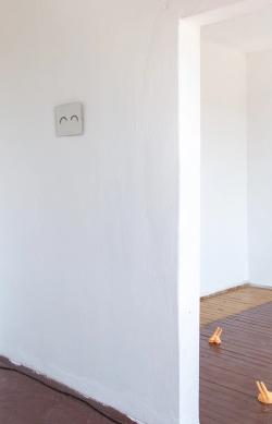 Missing alternative text