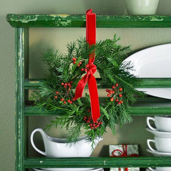 Wreath hanging on the shelf