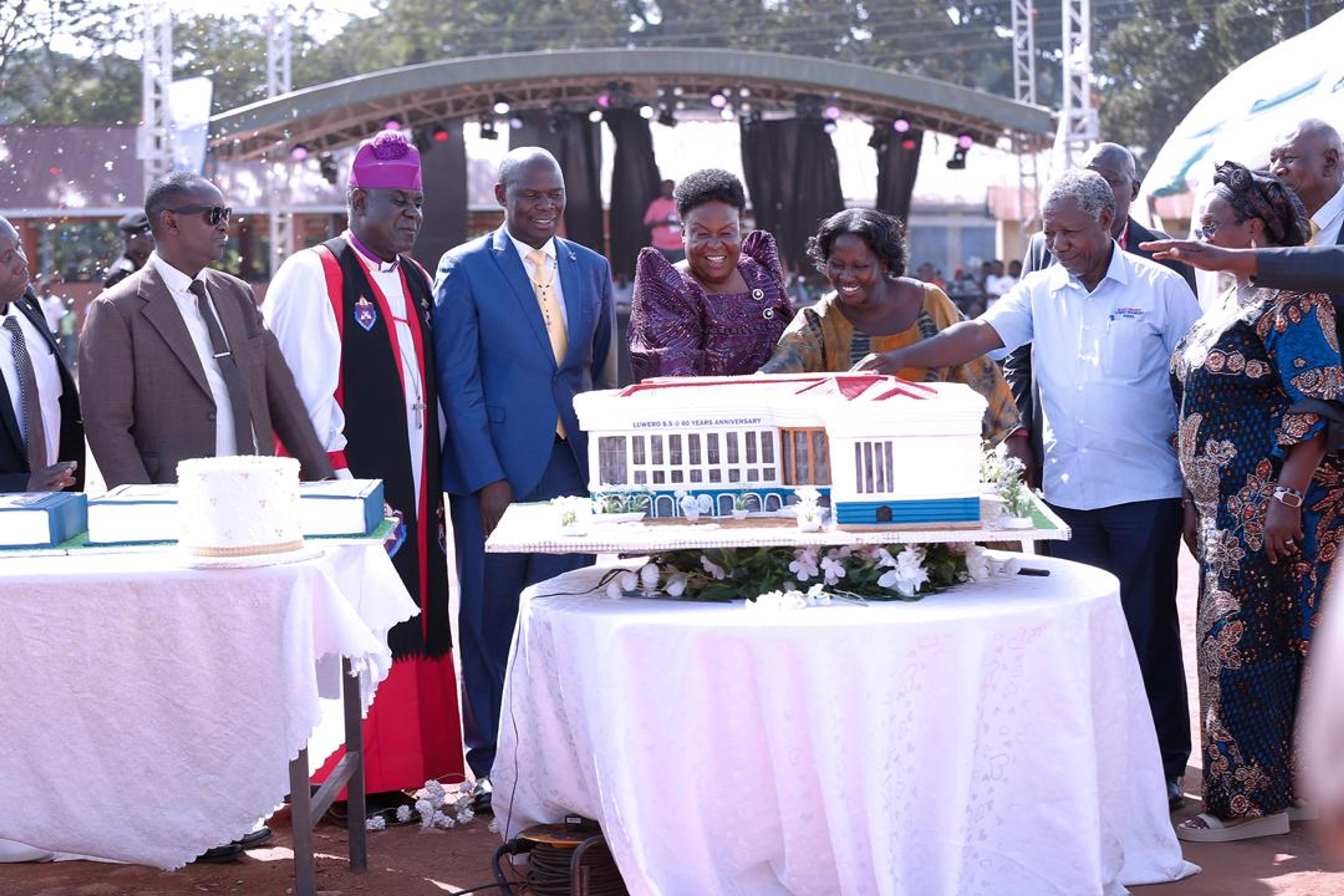Prioritize STEM, Museveni tells schools at Luwero SS Diamond Jubilee