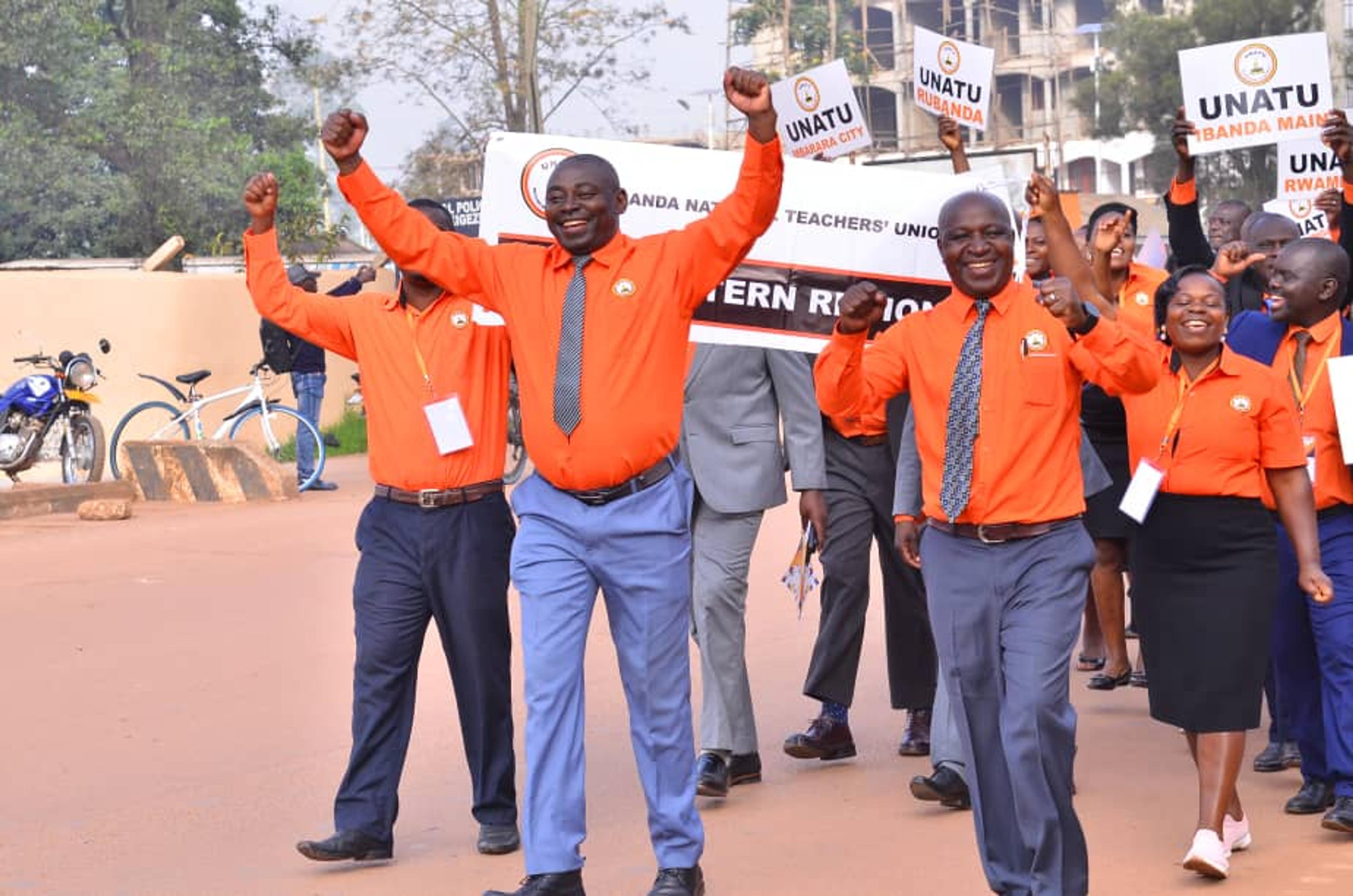 Government declares planned public service strike illegal, urges continued dialogue