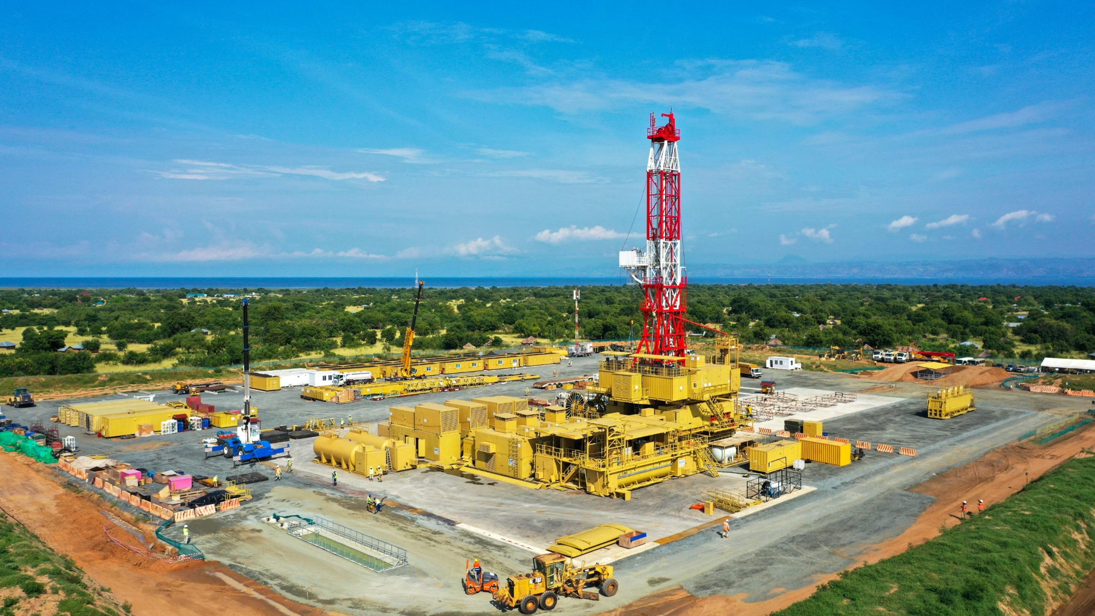 Uganda holds rates steady as oil boom fuels strong growth outlook