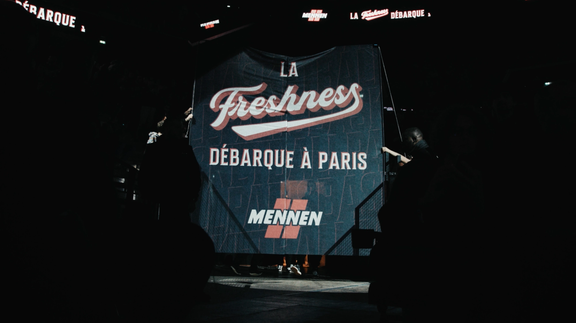 MENNEN - PARIS BASKET BALL 