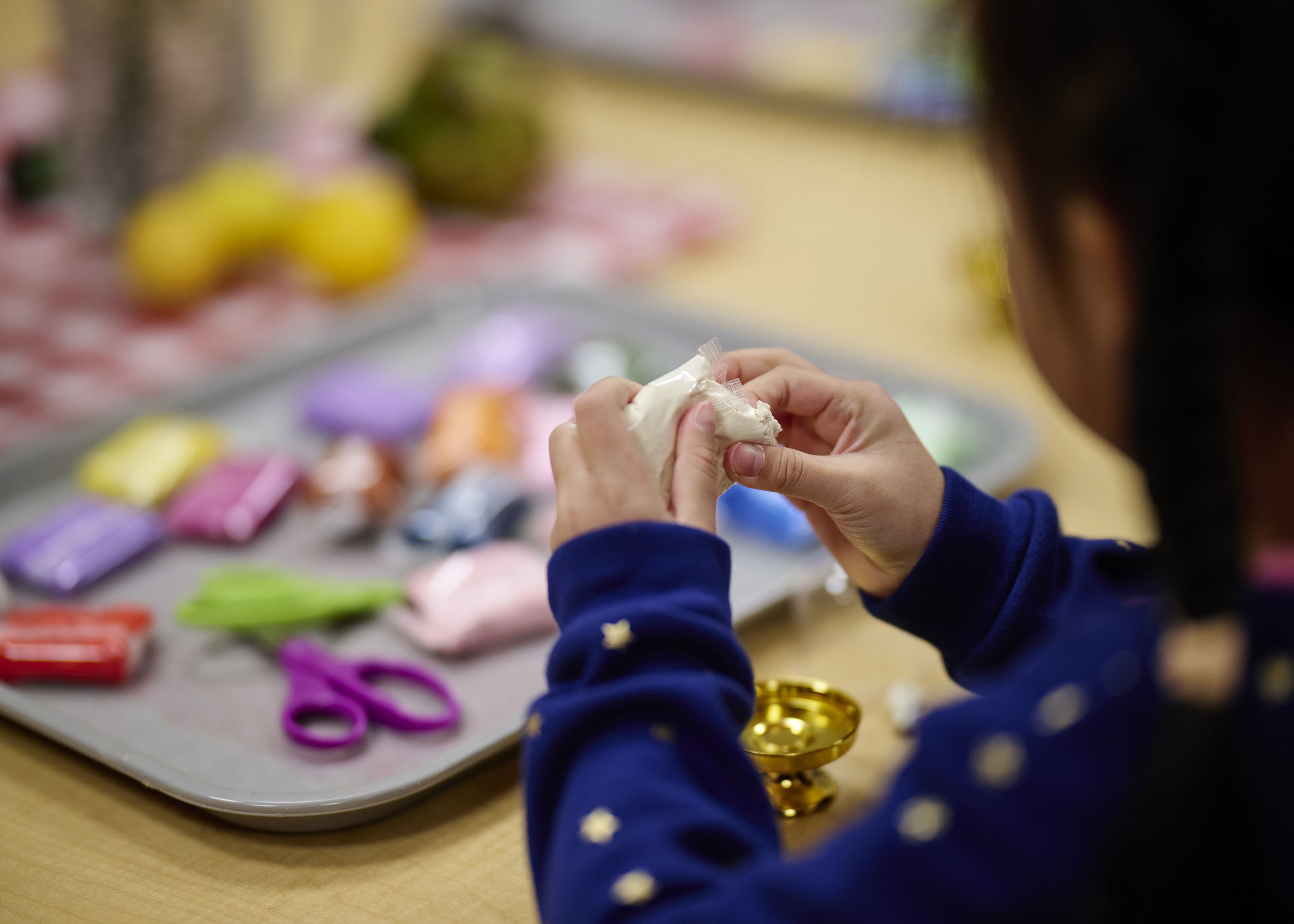 ART KIDS CLASSES: AGES 7-8