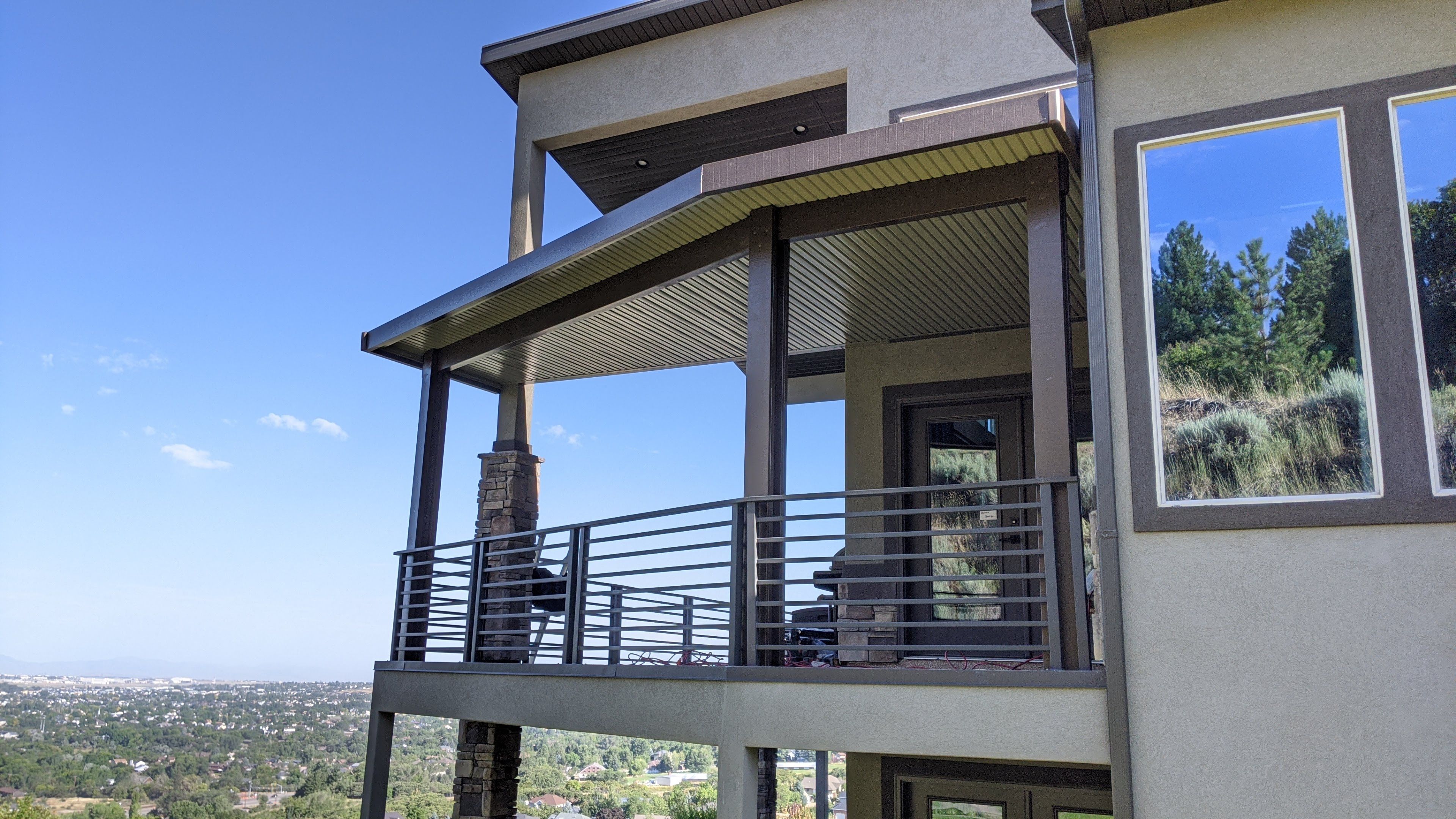 Modern awning project by Utah Awnings (3)
