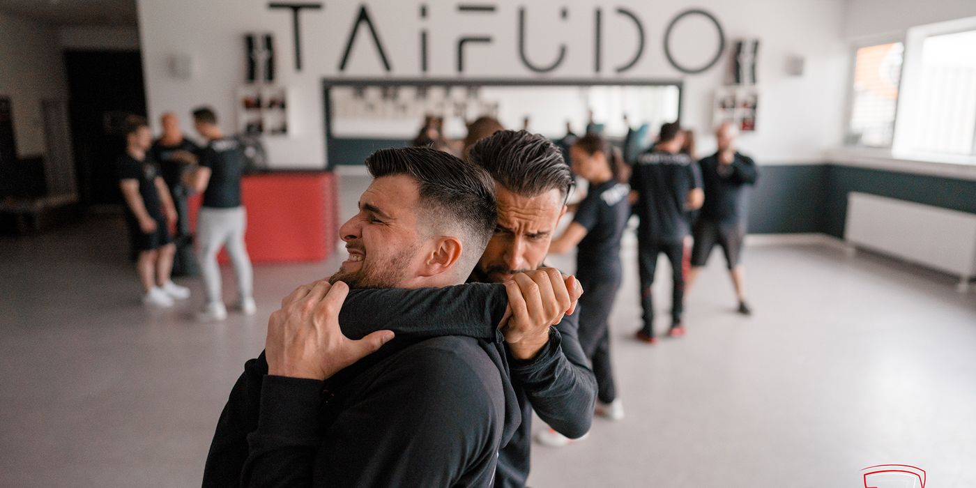 Kampfkunst Waffenlos – Trainingsbereich der TAIFUDO Akademie Klagenfurt