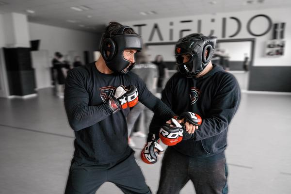 WARUM BIOMECHANIK DIE GRUNDLAGE ECHTER SELBSTVERTEIDIGUNG IST – TAIFUDO Insights