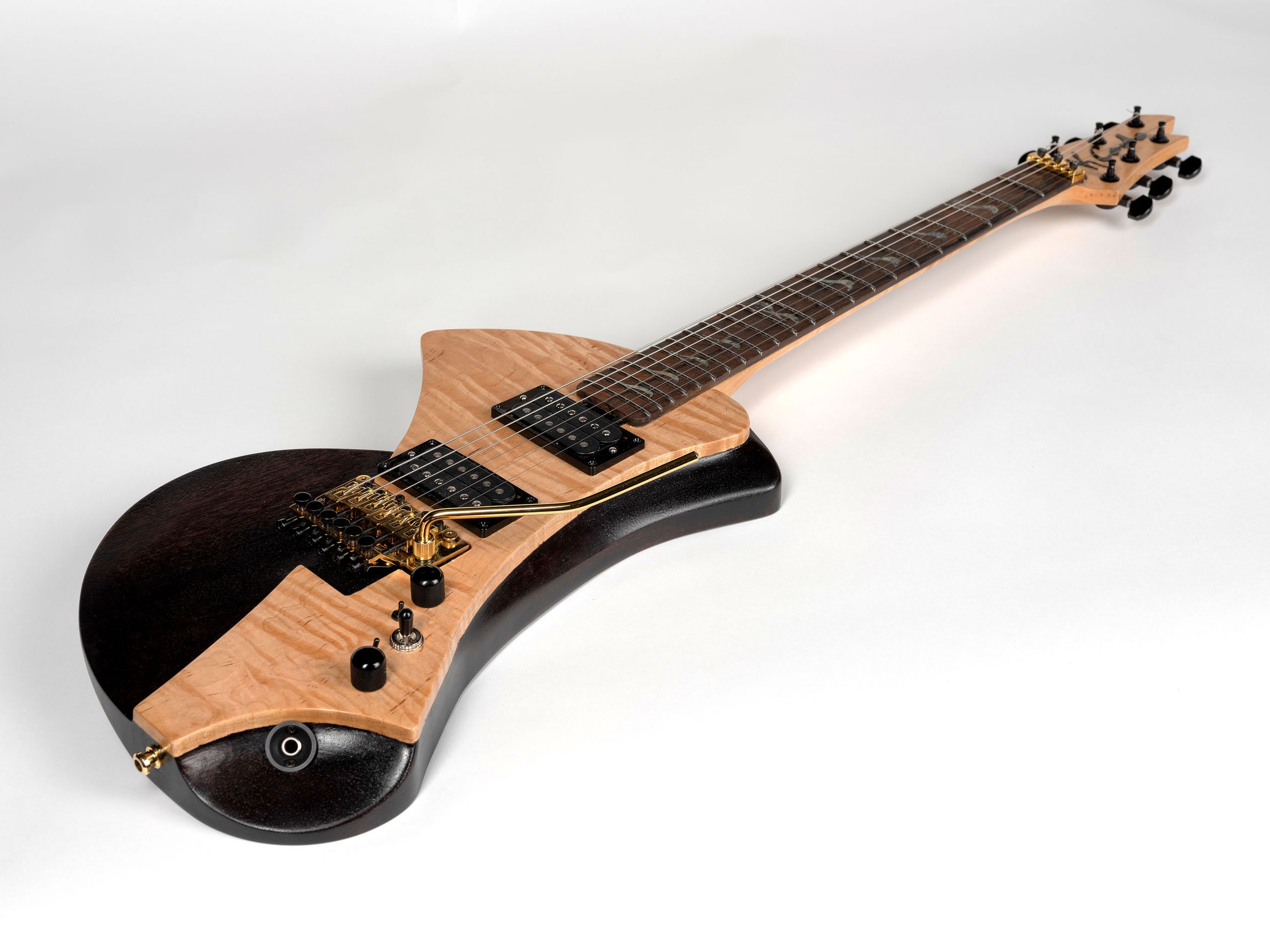 Maple/black guitar