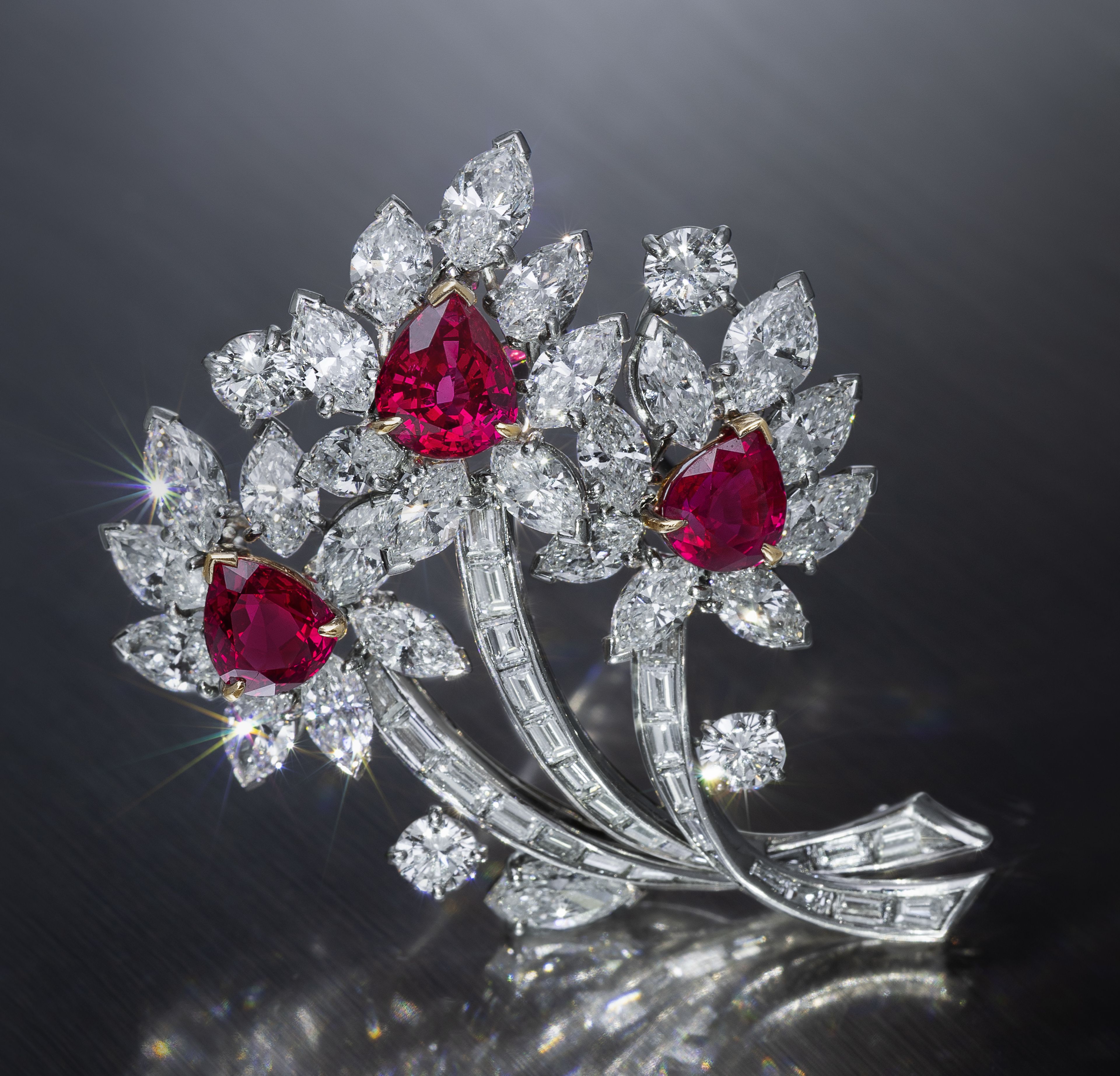 Important Jewelry: A Rare Opportunity to Bring Home Signed Jewelry