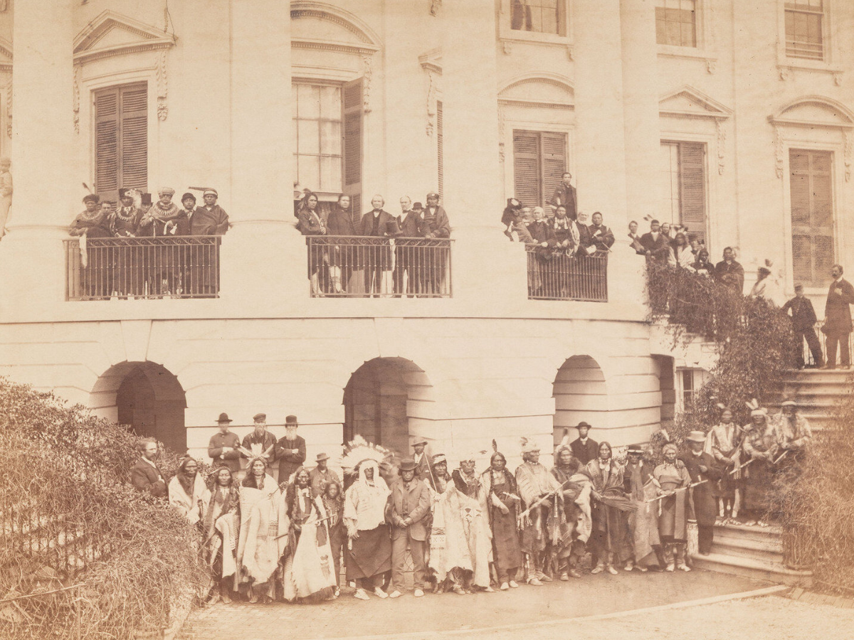 Larry Ness’s Lifetime Collection of Native American Photography Coming to Auction
