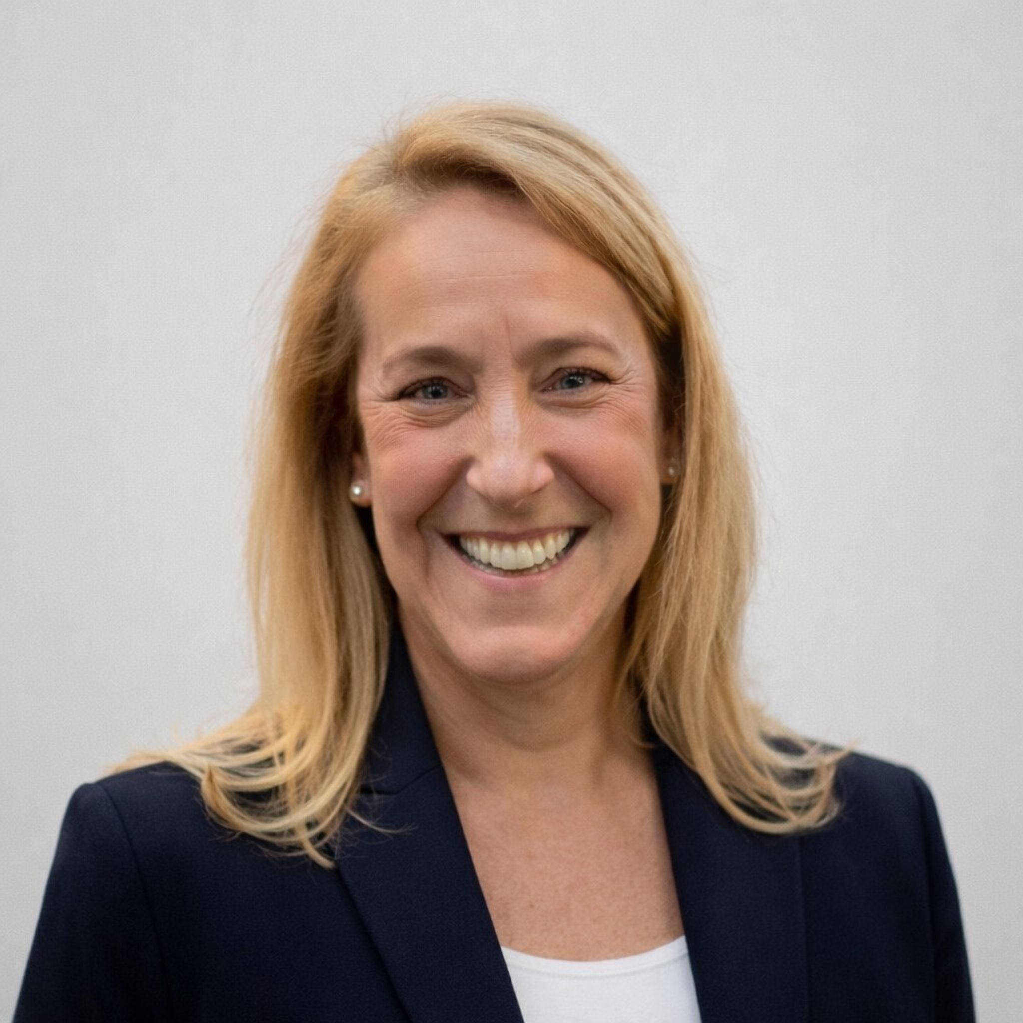 Daisy Edelson, Executive Vice President, General Manager, Fine Art