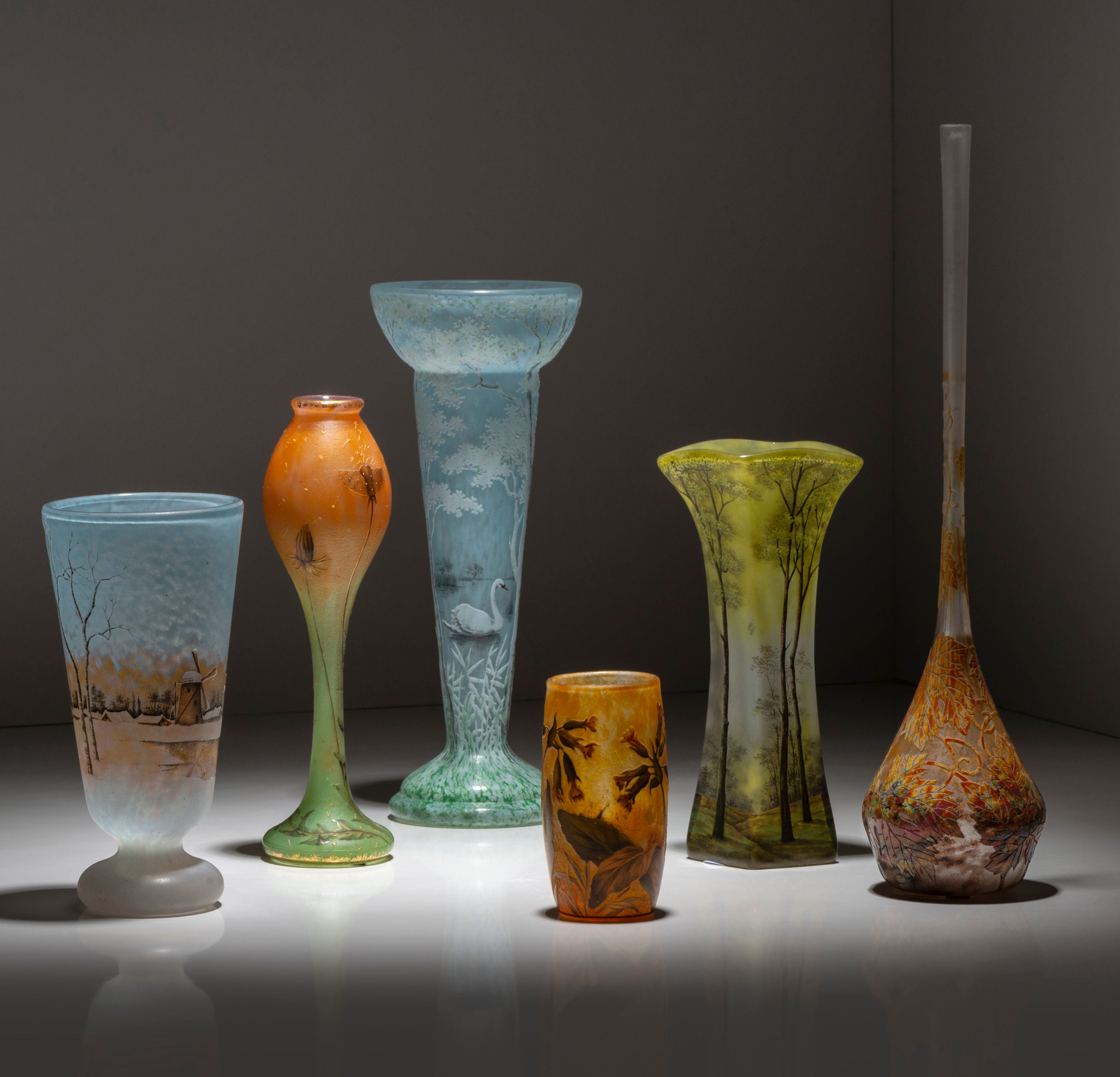 A Brilliant Collection: Hindman to Present Tiffany Studios, Daum and Thomas Webb Glass from Estate of Madelyn Marley