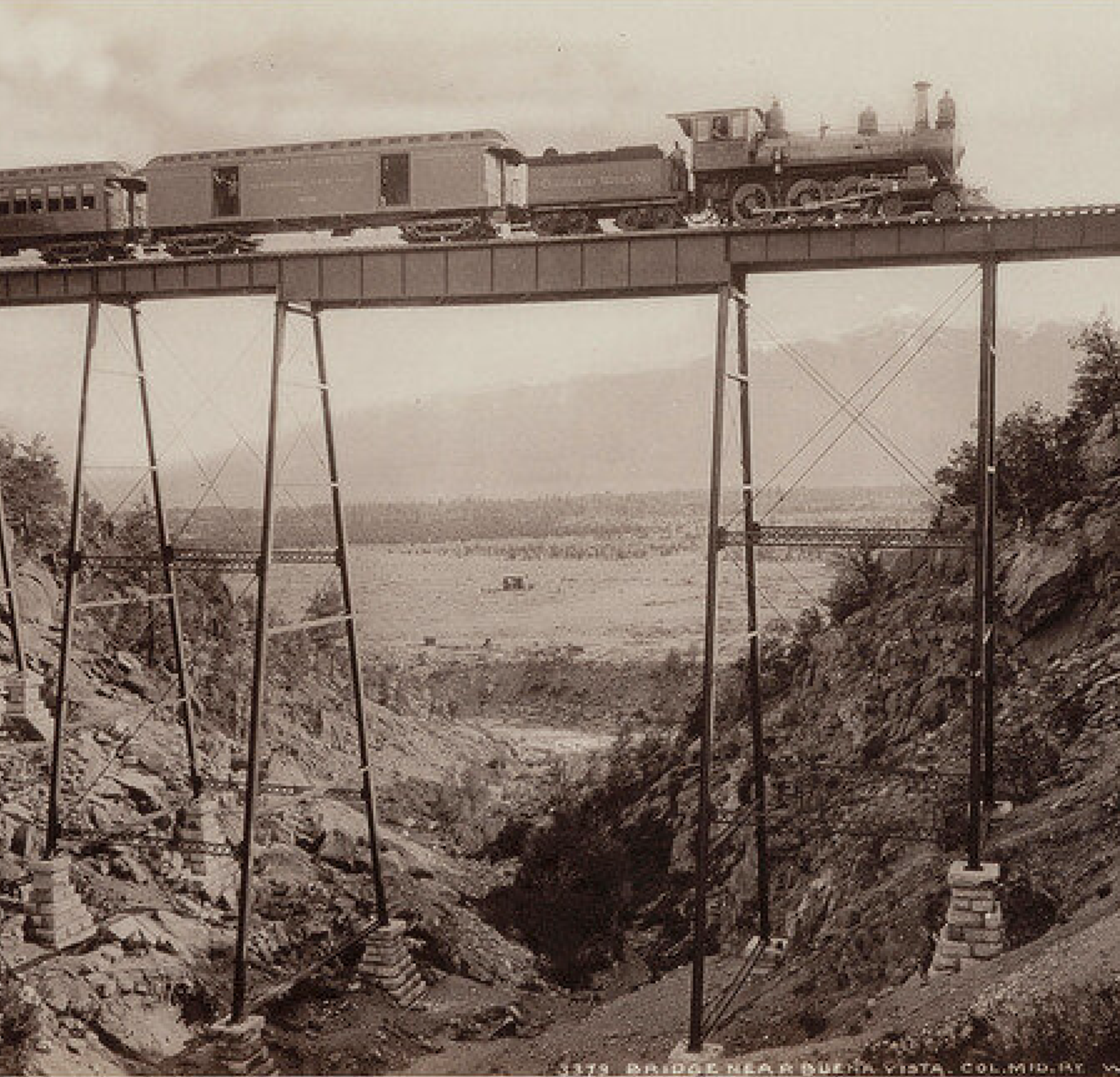Freeman’s | Hindman Two-Day Auction Unveils America’s Past Through Rare Ephemera & Native Photography