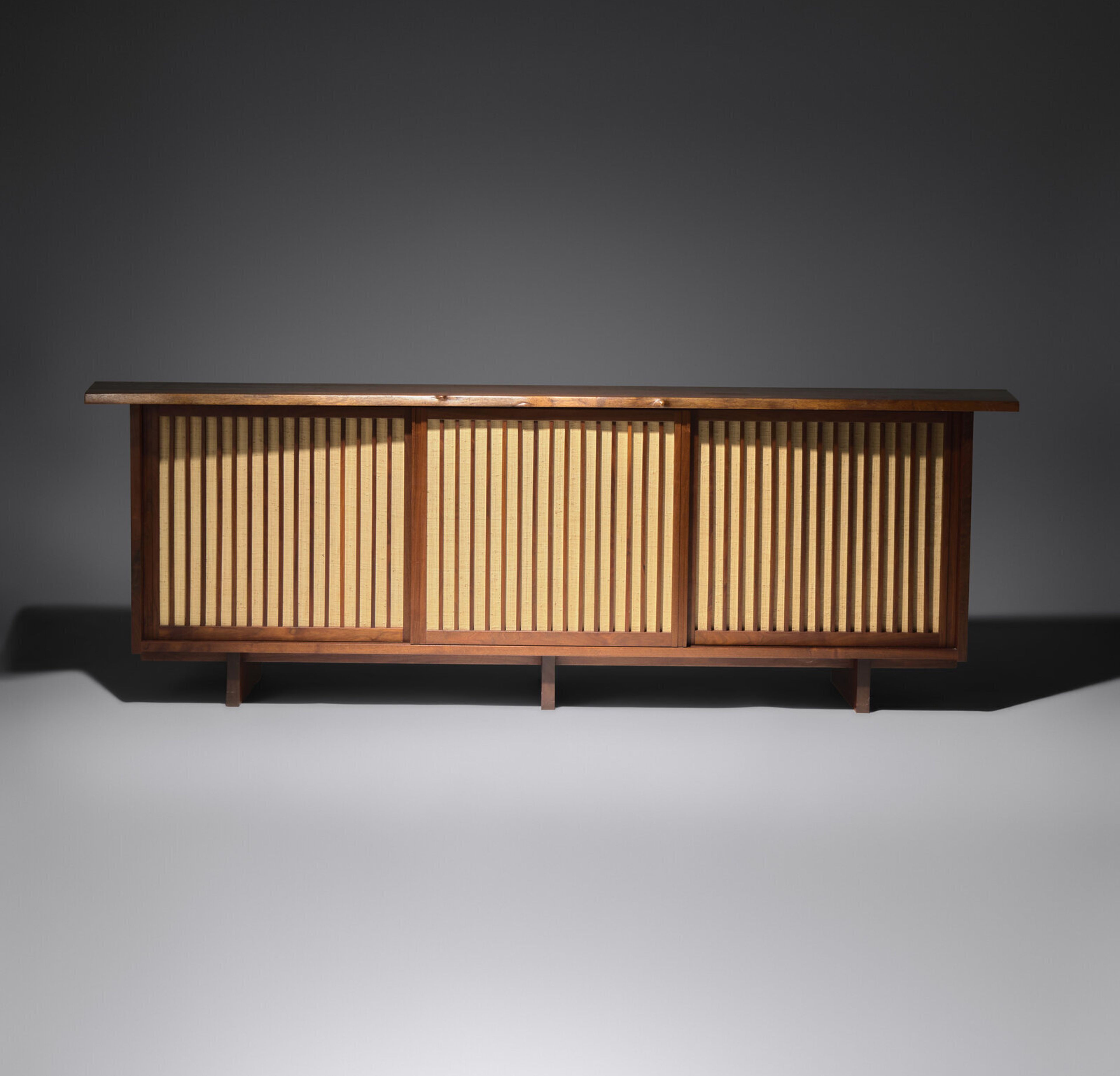Freeman’s Design Sale More Than Doubles Pre-Sale Estimate, Achieves $1.7 Million