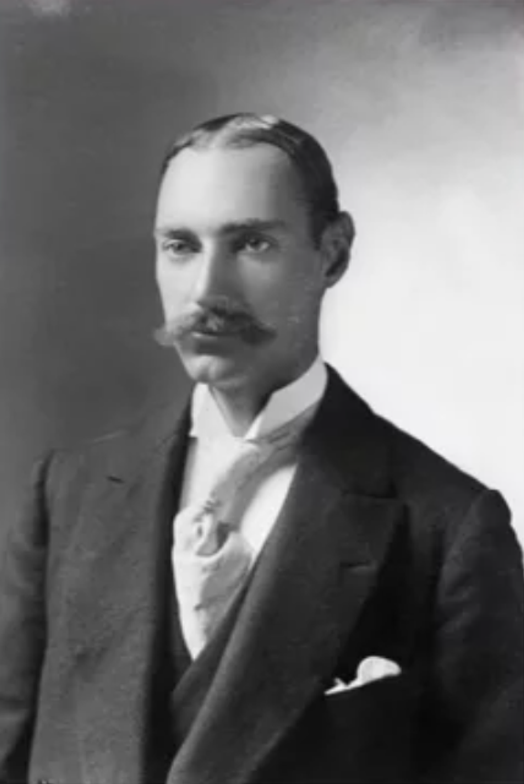 John Jacob Astor IV in 1895
