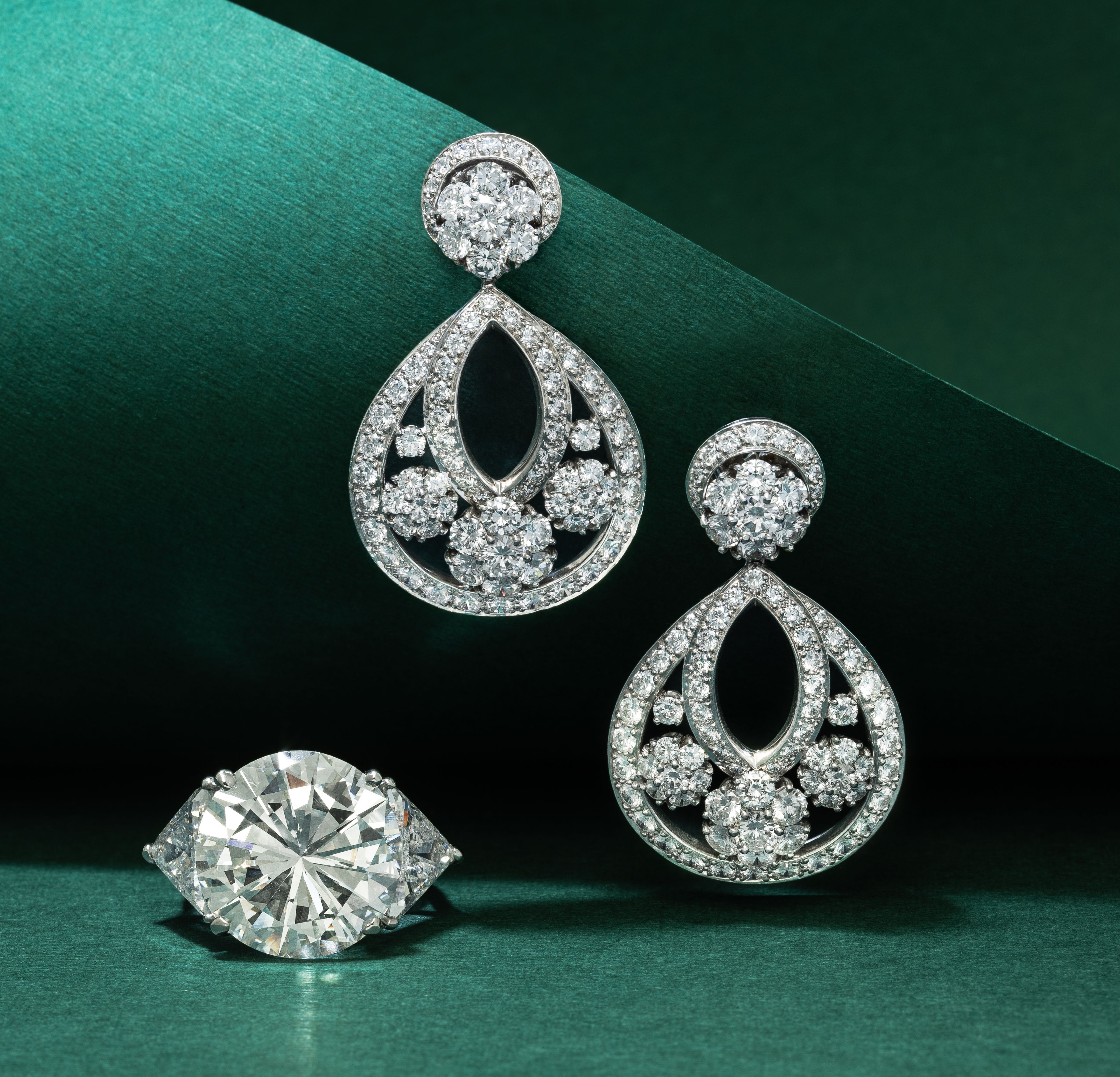 The Art of the Appraisal: Navigating Art, Jewelry, and Heirlooms for Taxes and Insurance