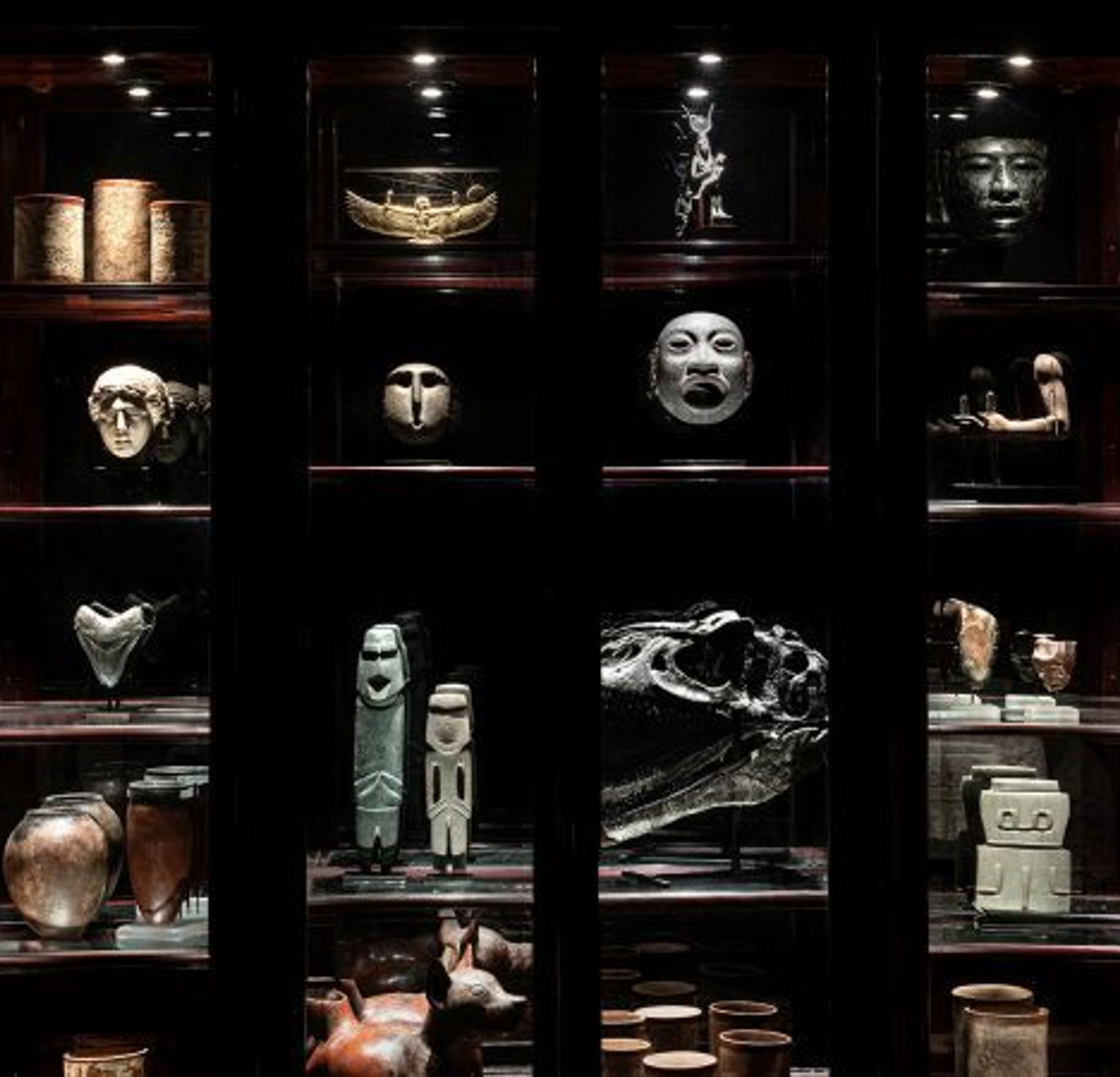 Ancient Art and Natural History: An Evolutionary Timeline