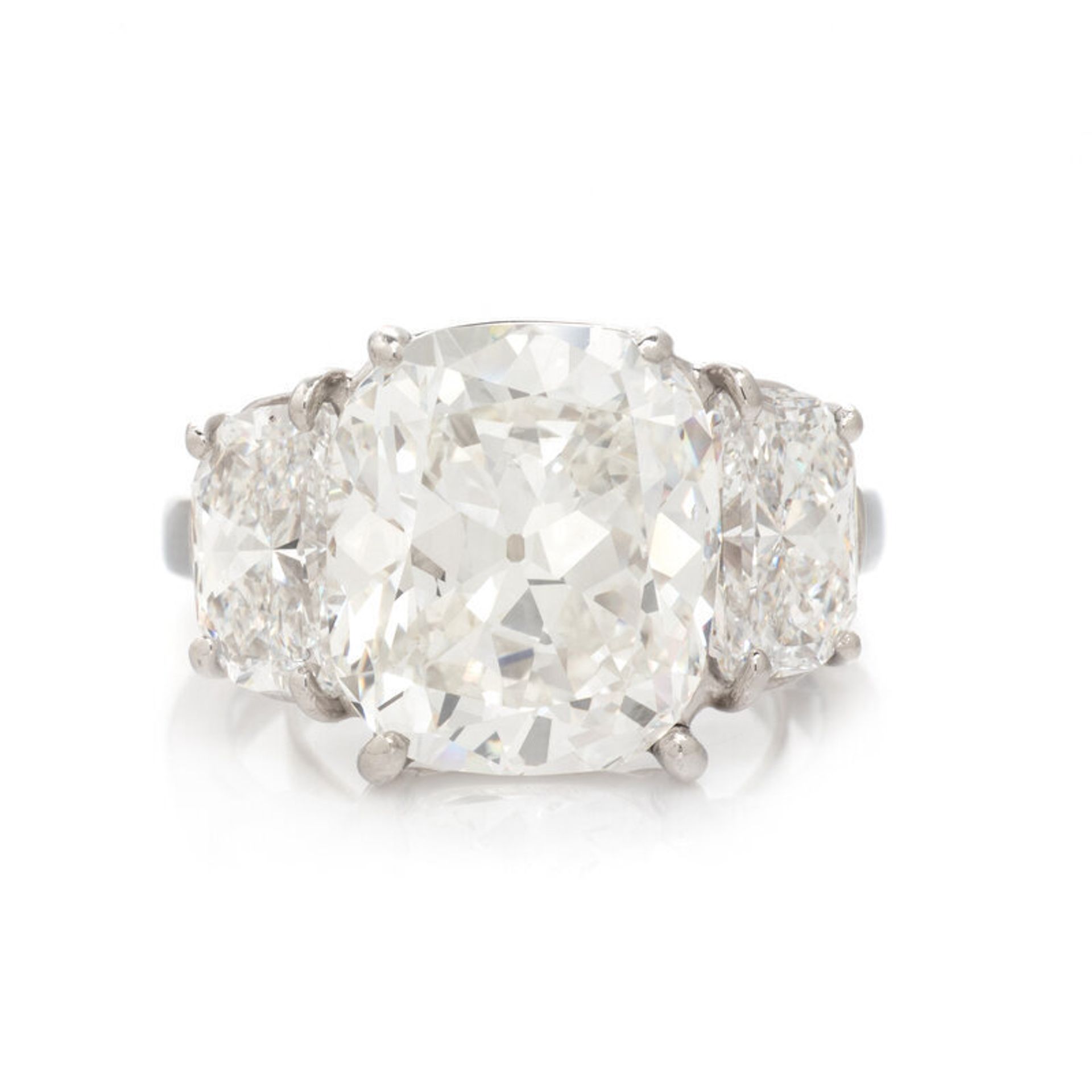Lot 105 | ALETTO BROTHERS, 9.01 CARAT DIAMOND RING | Sold for $229,100