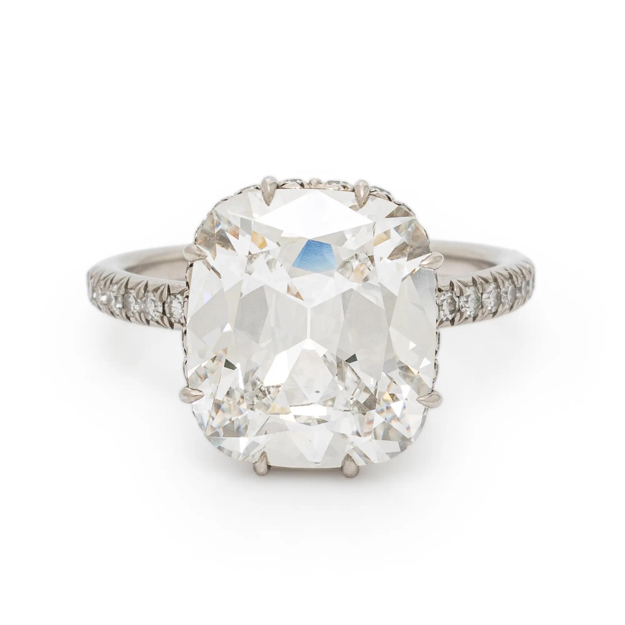 Lot 101 | Stephen Russell, Important Diamond and Platinum Ring $100,000 – 150,000
