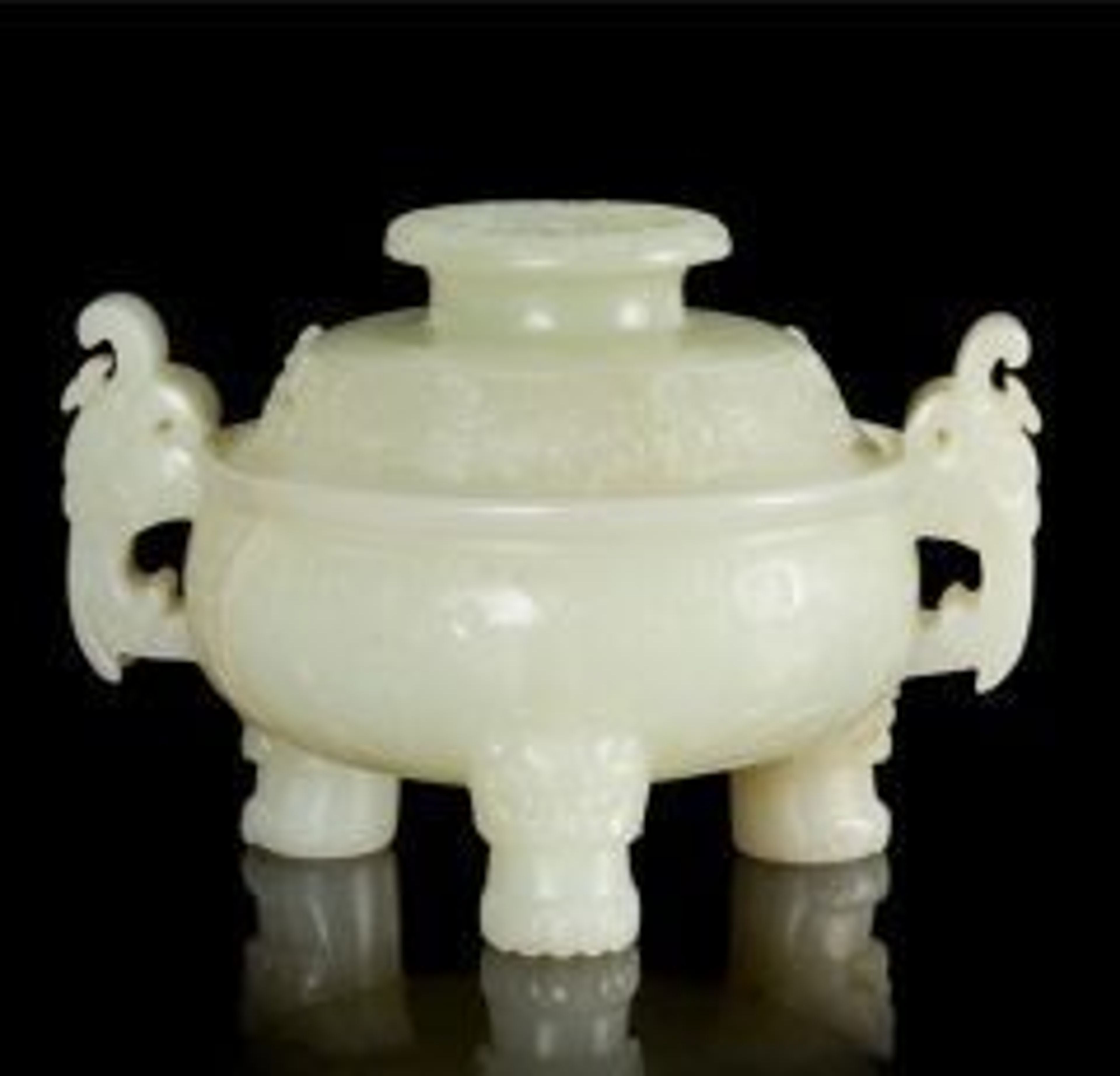 Chinese Paintings, Jades and Bronzes Continue Strong Auction Performance