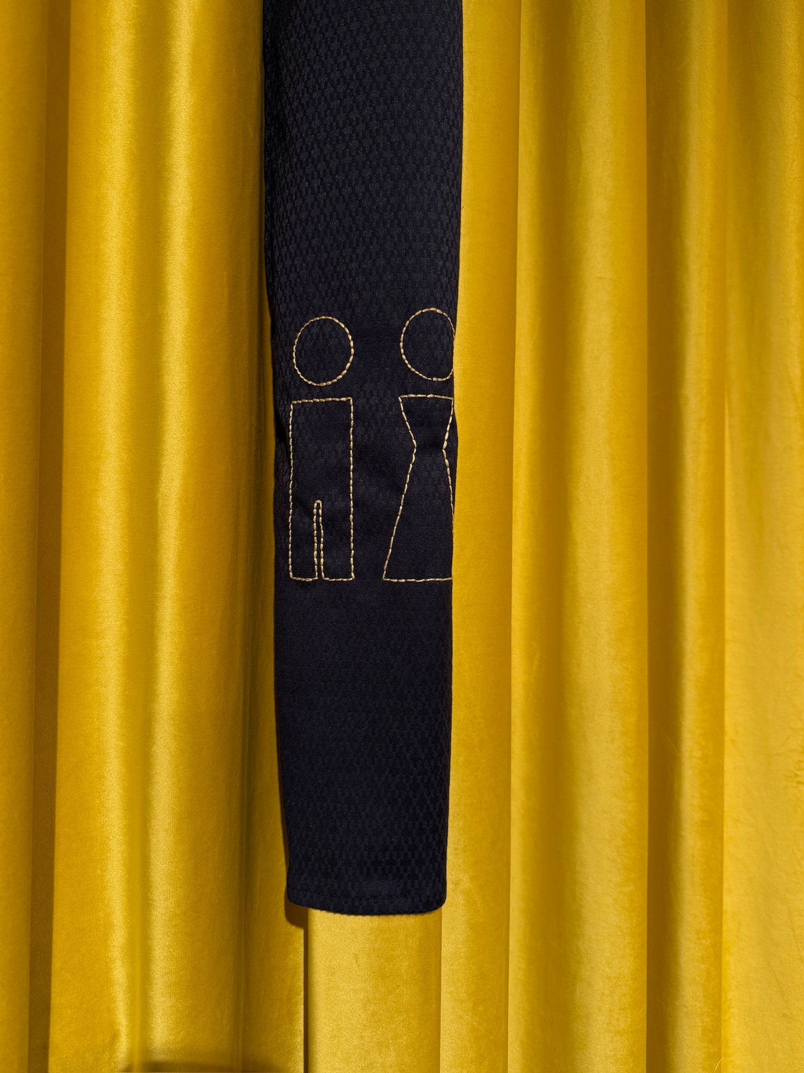 foto a colori dettaglio tenta gialla