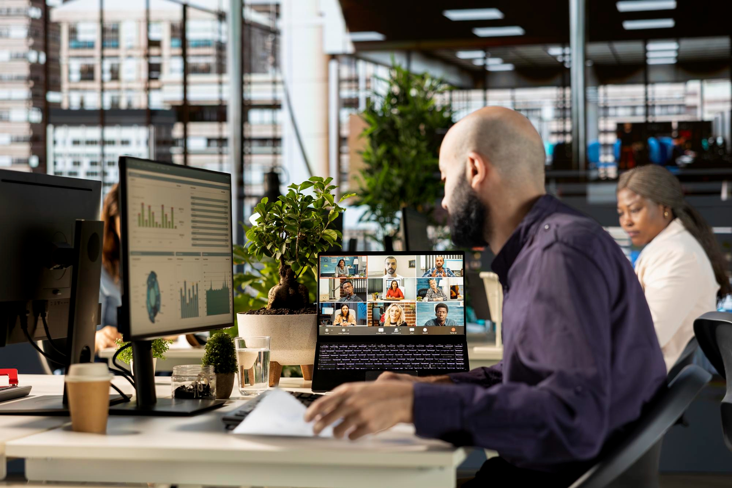 Multi-User Virtual Collaboration Rooms
