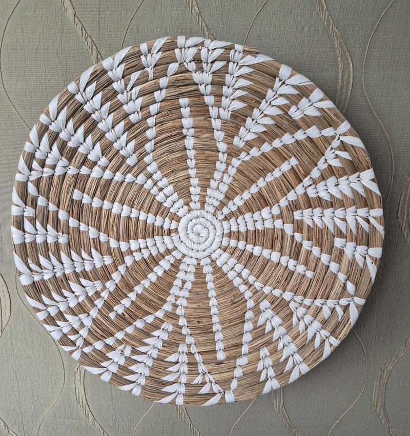 Raffia White & Natural Wall Plate 50cm