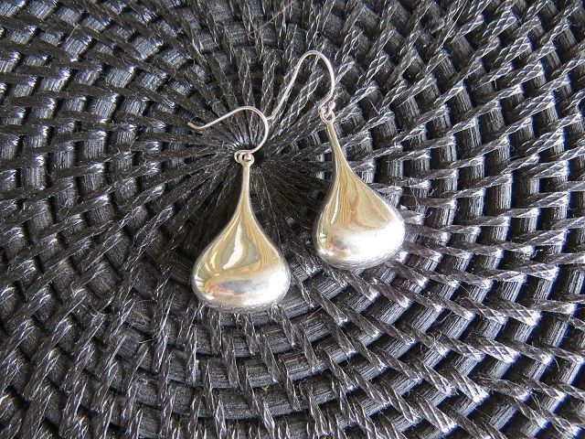 Silver Teardrop Drop Earrings