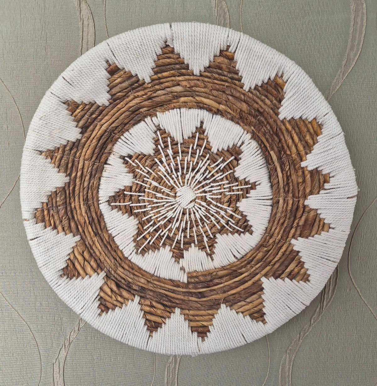 Seagrass Wall Plate