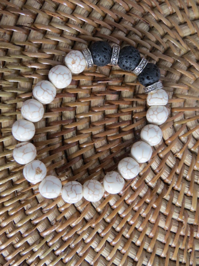 White Pirus Stone Bead Bracelet