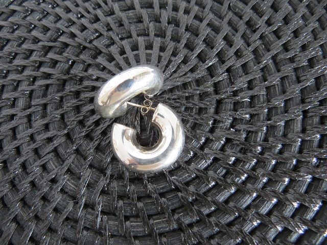 Sterling Silver Hoop Earring "Huggie Style"