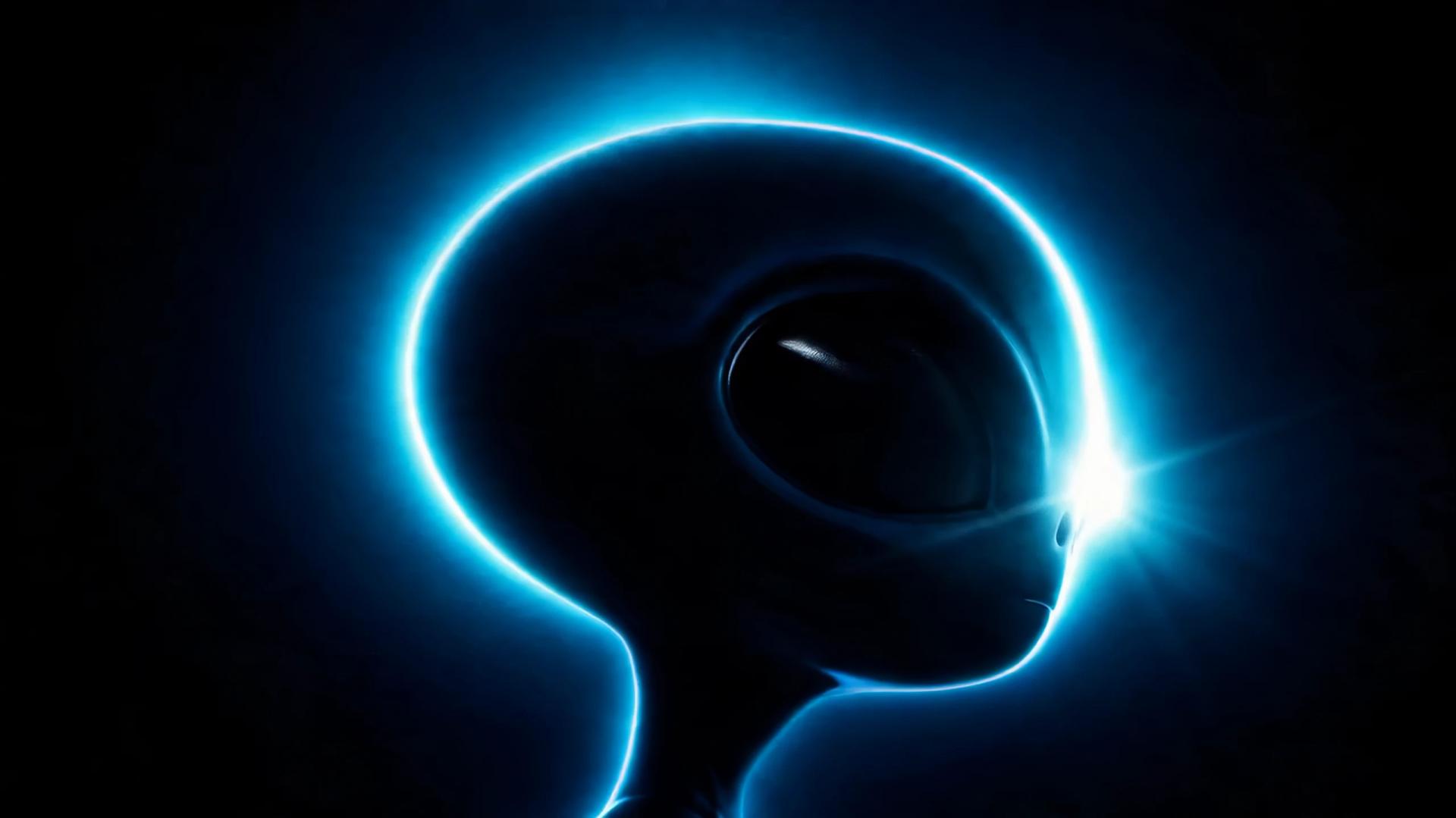 Alien — the toy alien and the new Audi hybrid in the campaign film